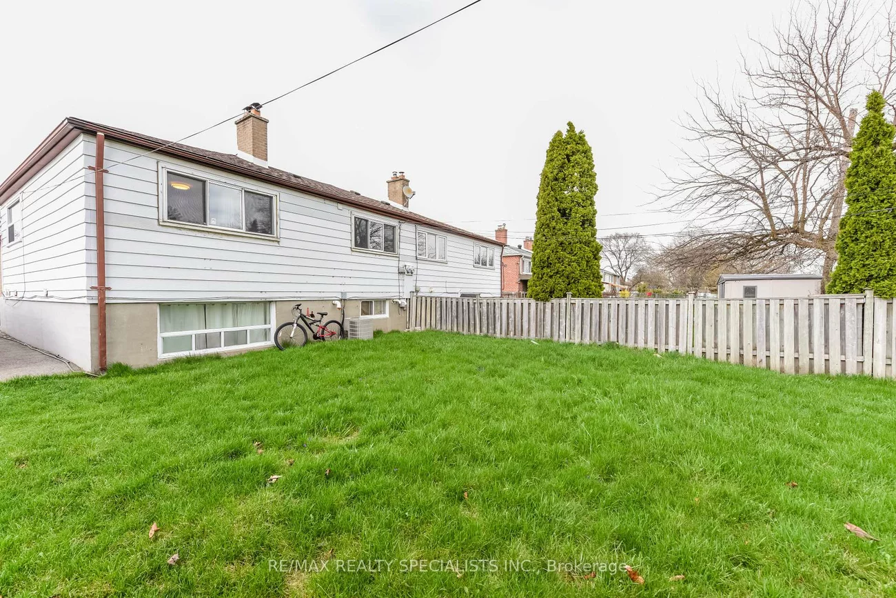 137, Avondale, Avondale, Brampton