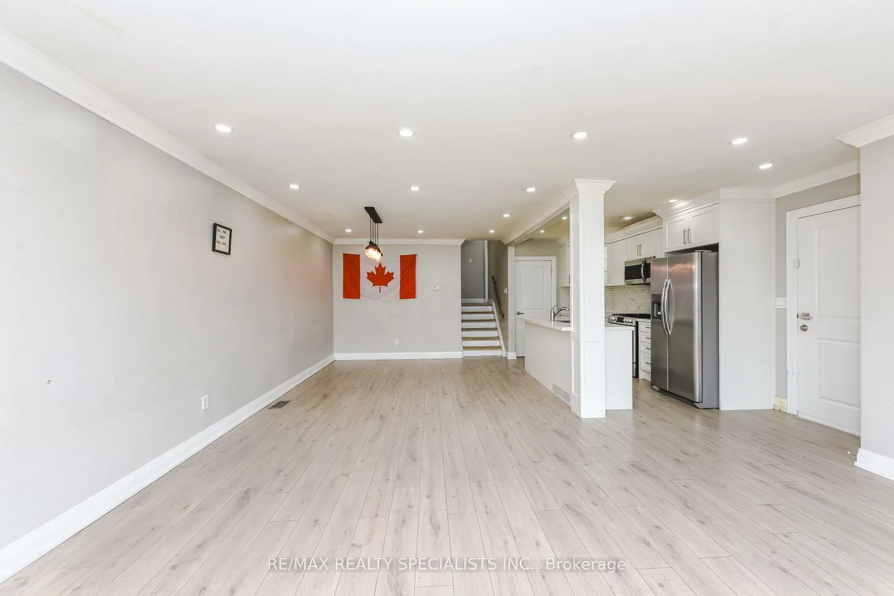 137, Avondale, Avondale, Brampton