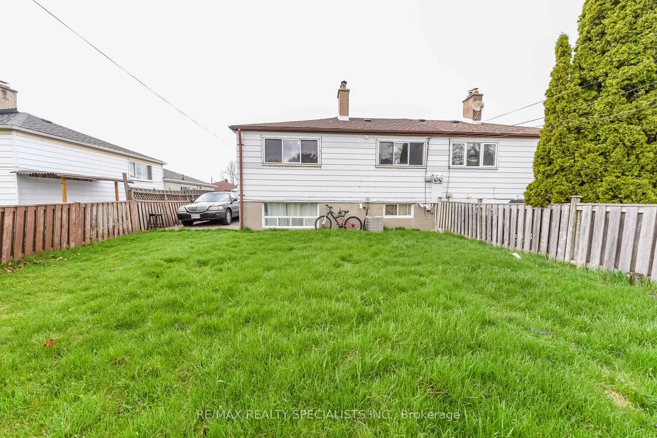 137, Avondale, Avondale, Brampton