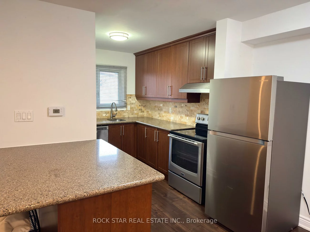 15, Hardcastle, Central Park, Brampton