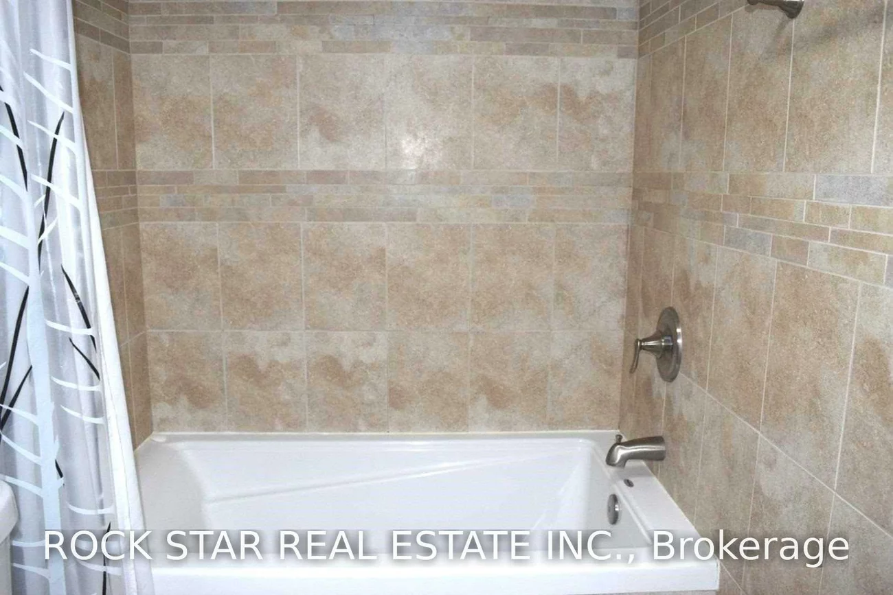 15, Hardcastle, Central Park, Brampton