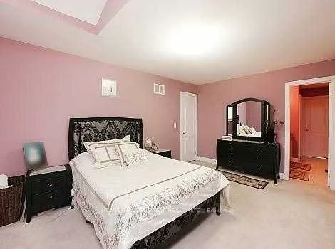 29, Jacksonville, Vales of Castlemore, Brampton