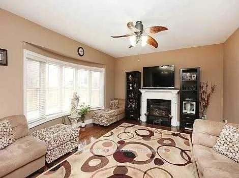 29, Jacksonville, Vales of Castlemore, Brampton
