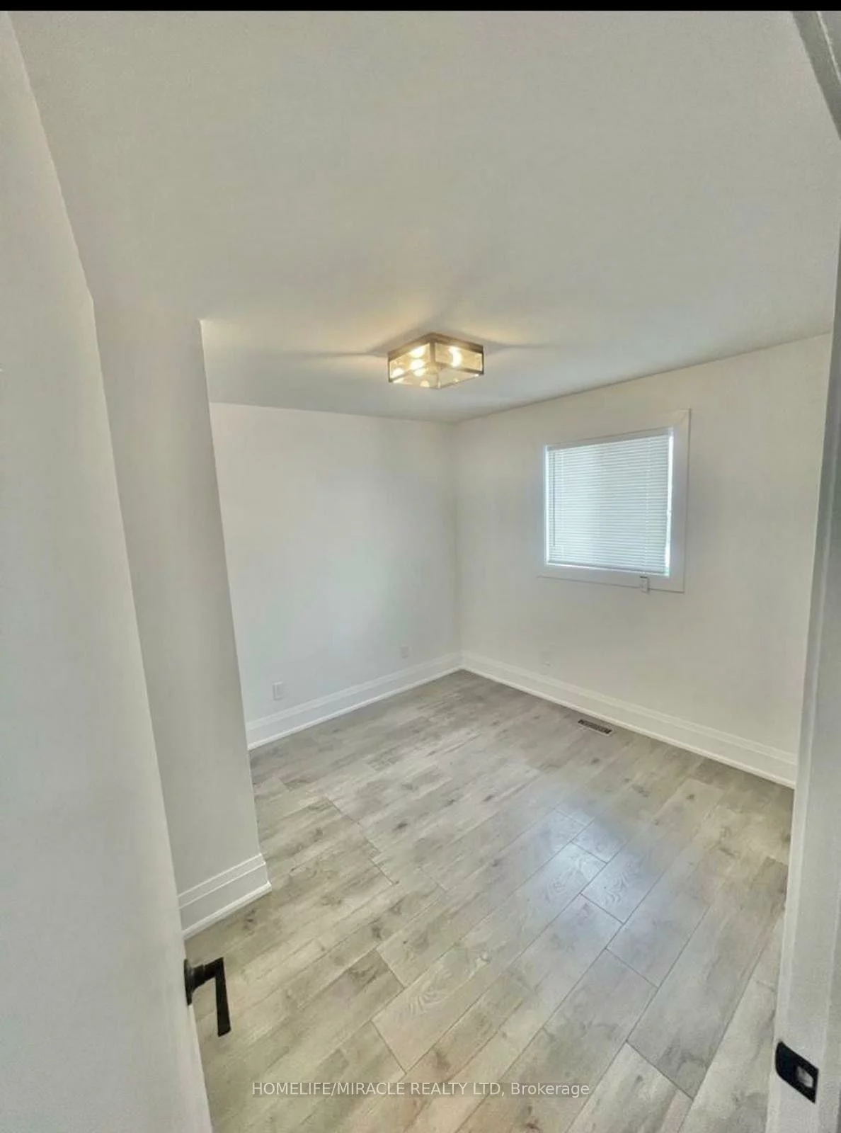 21, Ecclestone, Brampton West, Brampton