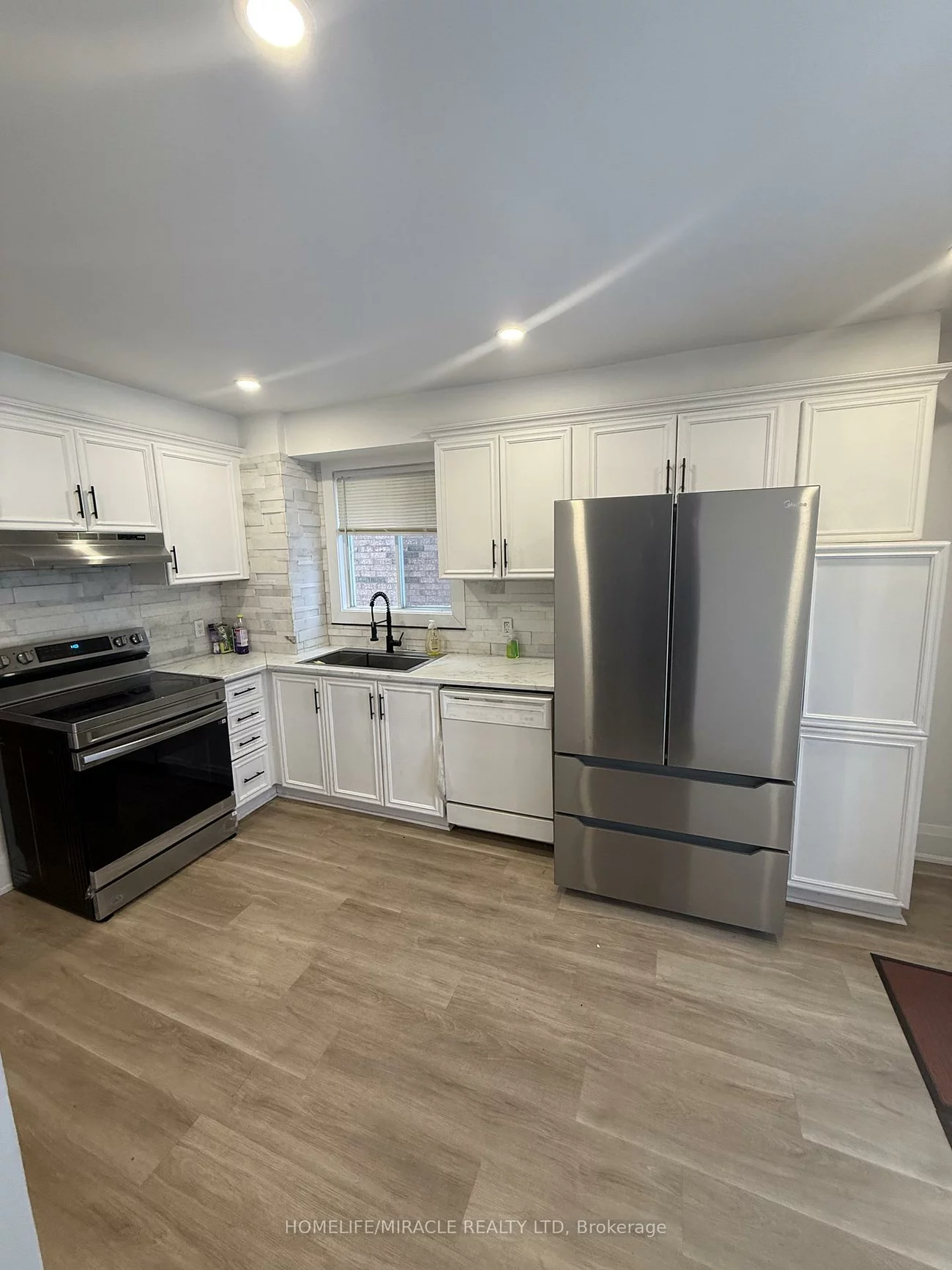 21, Ecclestone, Brampton West, Brampton