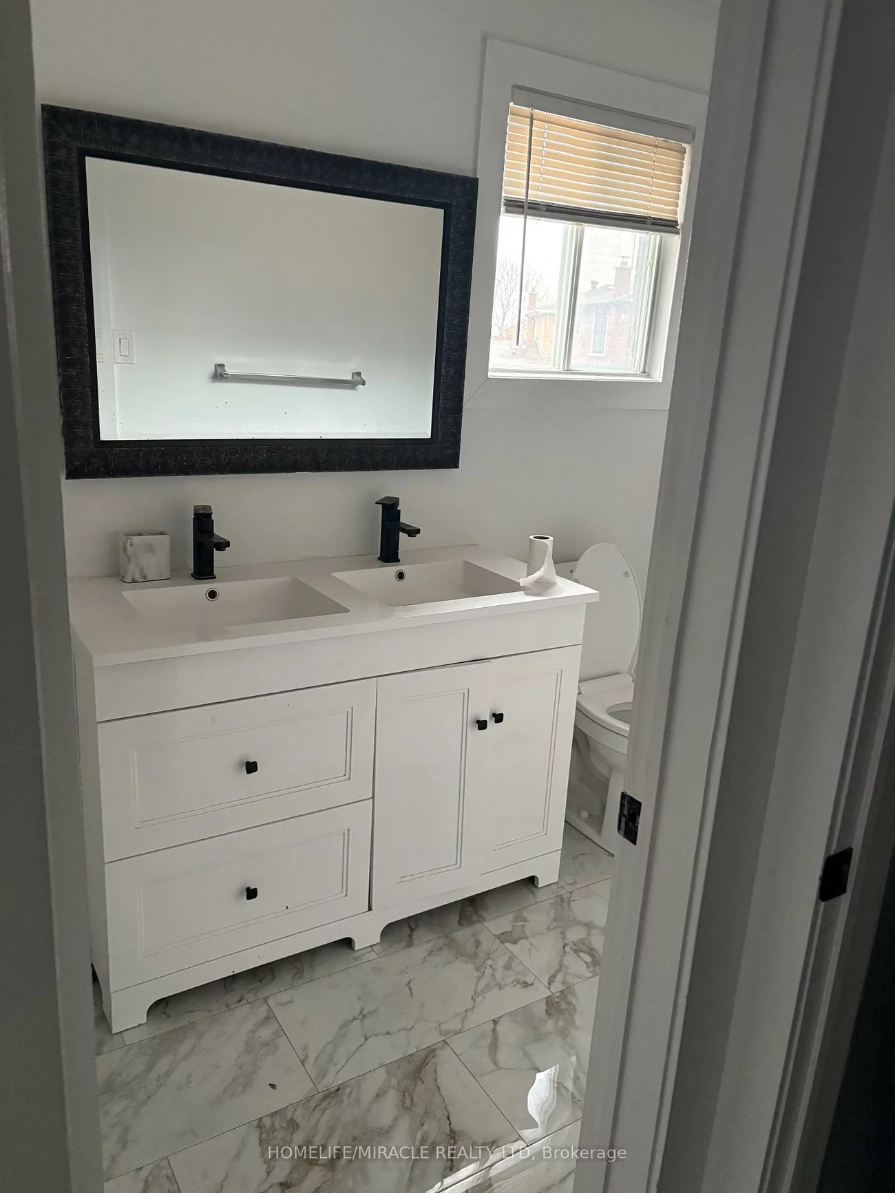 21, Ecclestone, Brampton West, Brampton