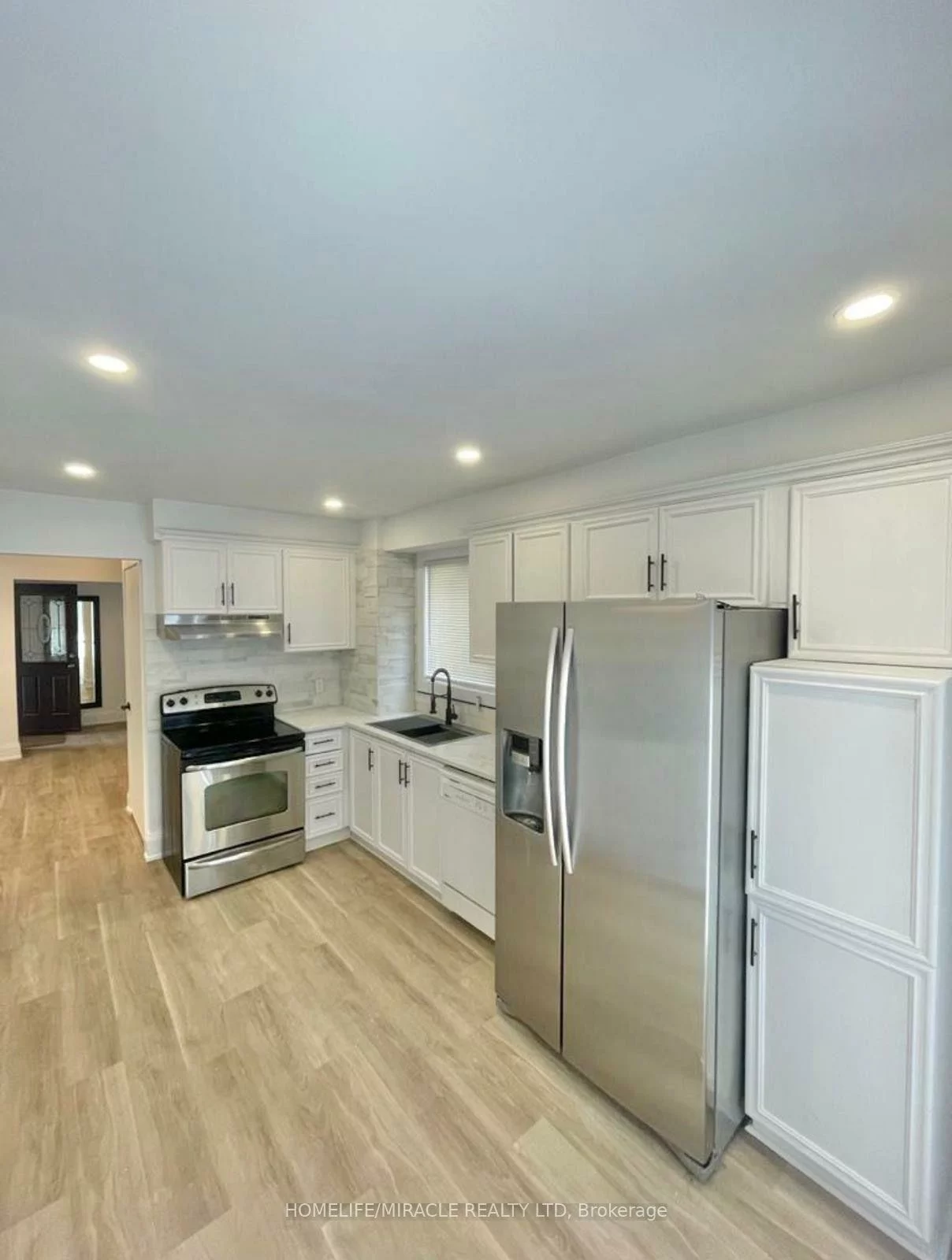 21, Ecclestone, Brampton West, Brampton