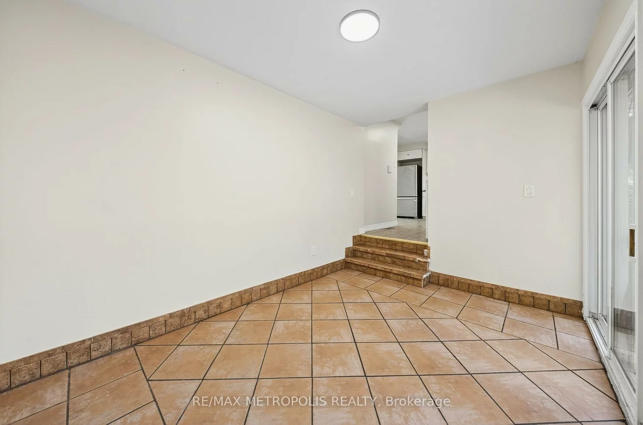 78, Harold, Downtown Brampton, Brampton