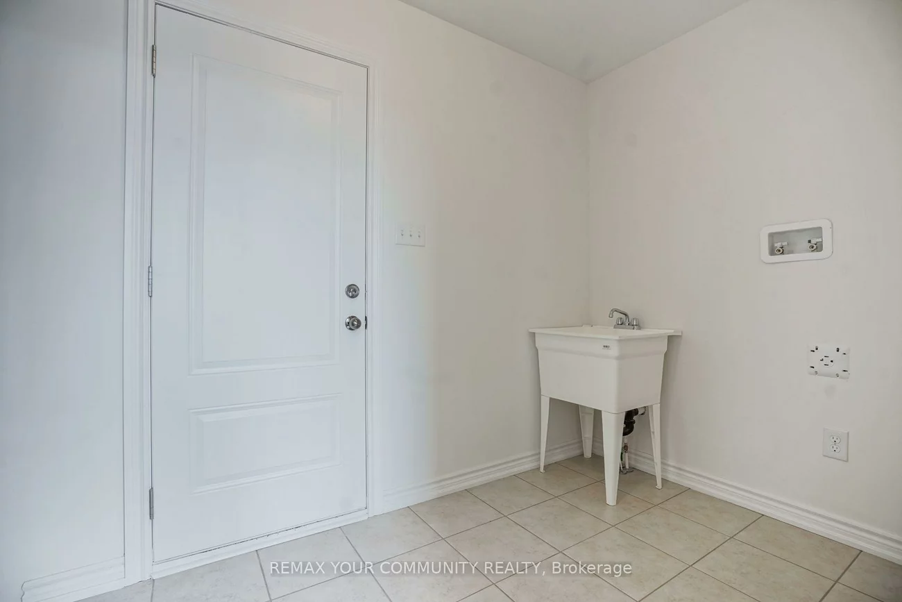 13, Gilford, Credit Valley, Brampton