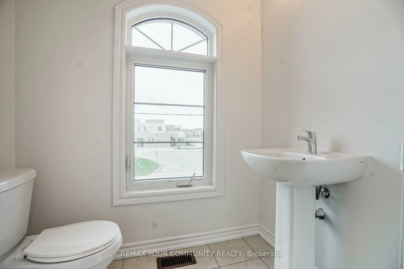 13, Gilford, Credit Valley, Brampton