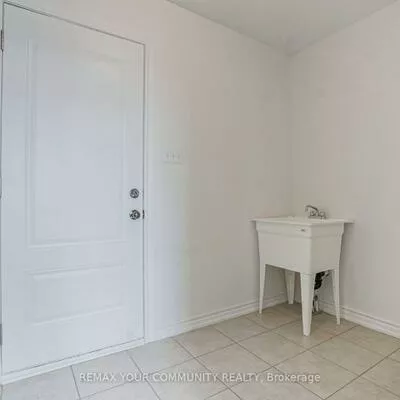 13, Gilford, Credit Valley, Brampton