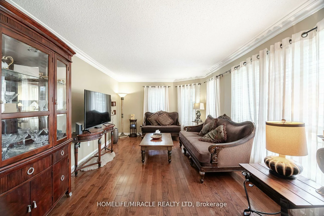 129, Van Scott, Northwest Sandalwood Parkway, Brampton