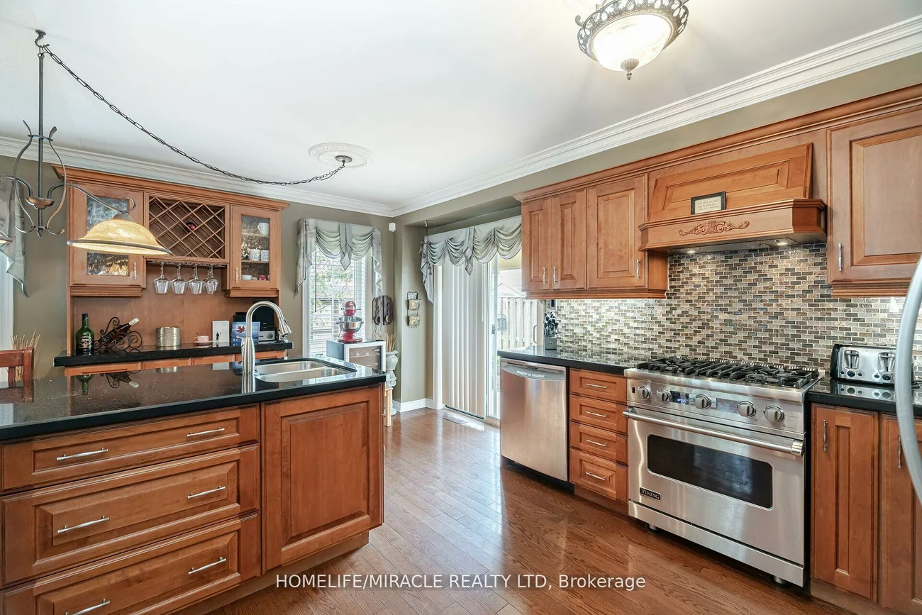 129, Van Scott, Northwest Sandalwood Parkway, Brampton