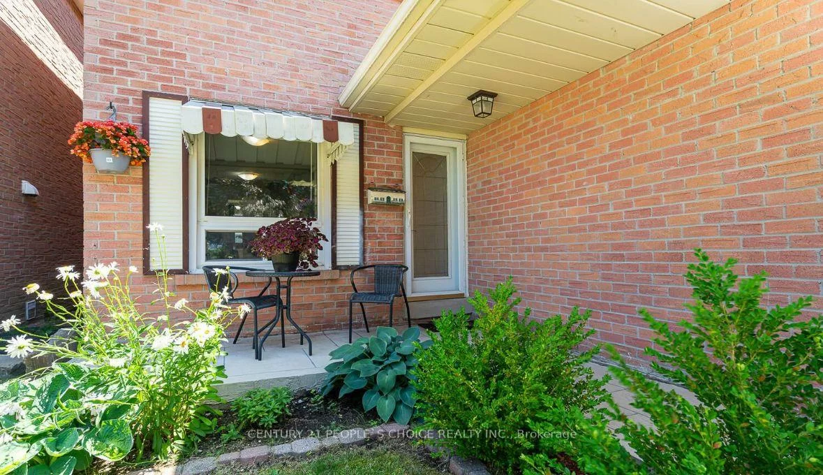 21, Rawling, Heart Lake East, Brampton