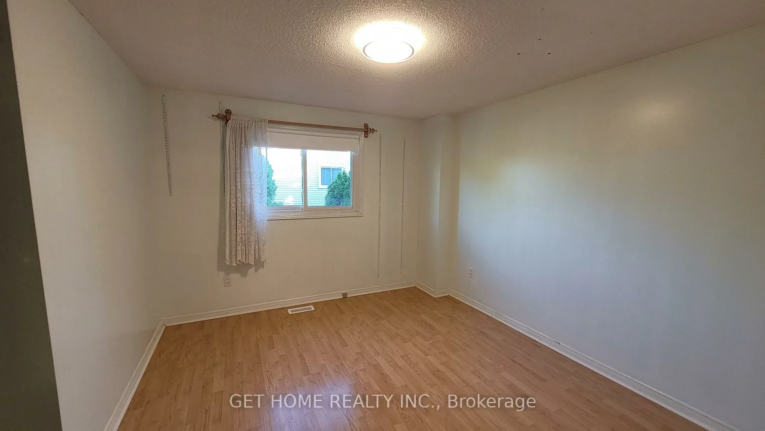 32, Torrance Woods, Fletcher's West, Brampton