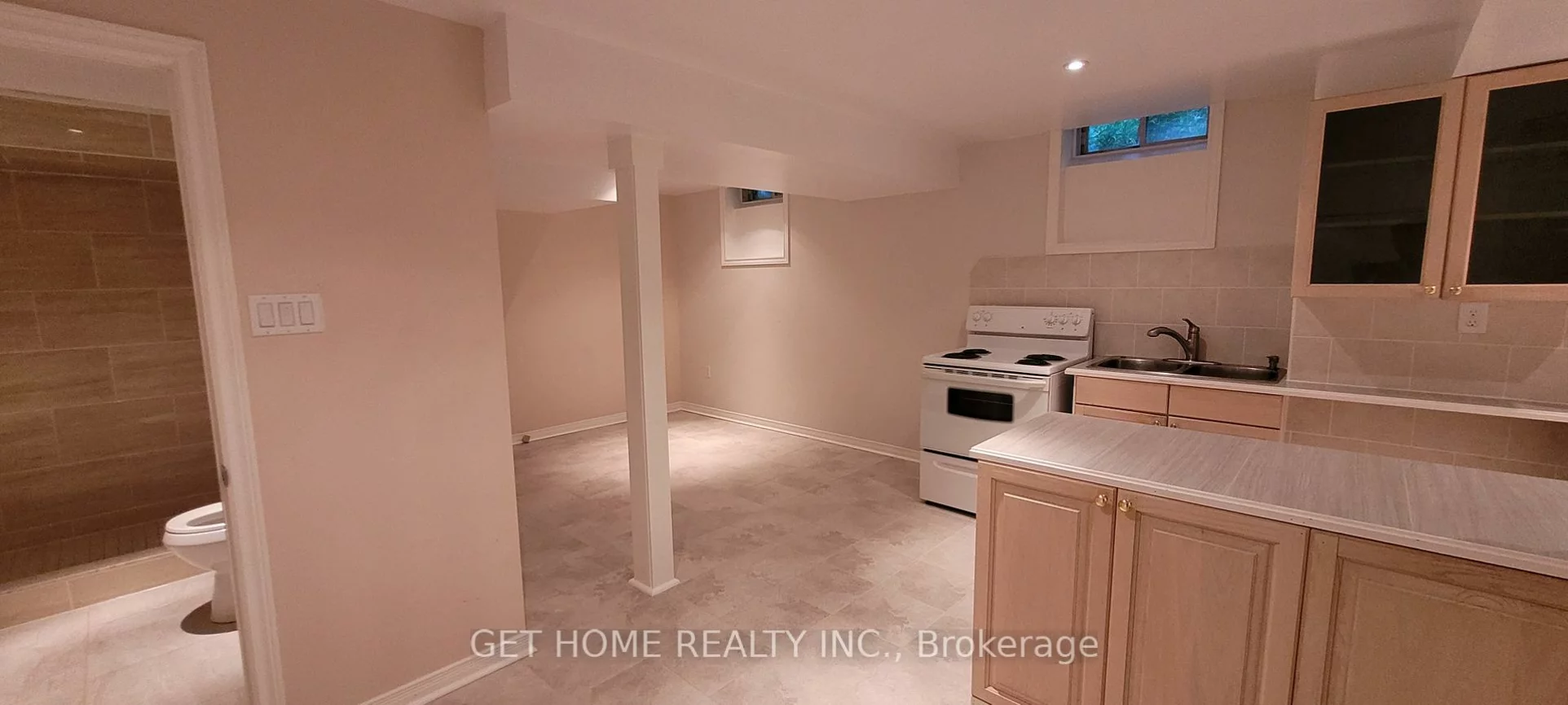 32, Torrance Woods, Fletcher's West, Brampton