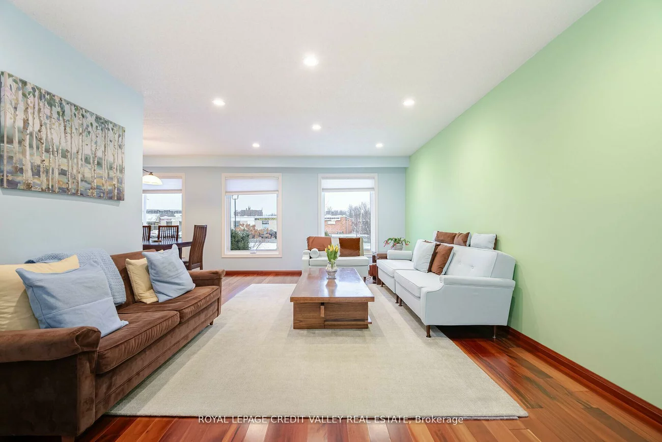 17, Meadowland, Brampton East, Brampton