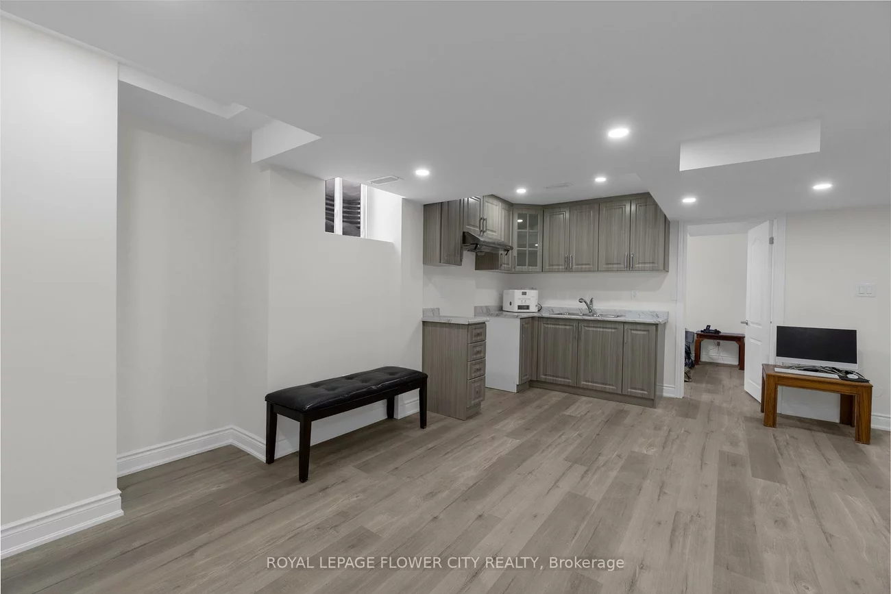 22, Vanwood, Vales of Castlemore, Brampton