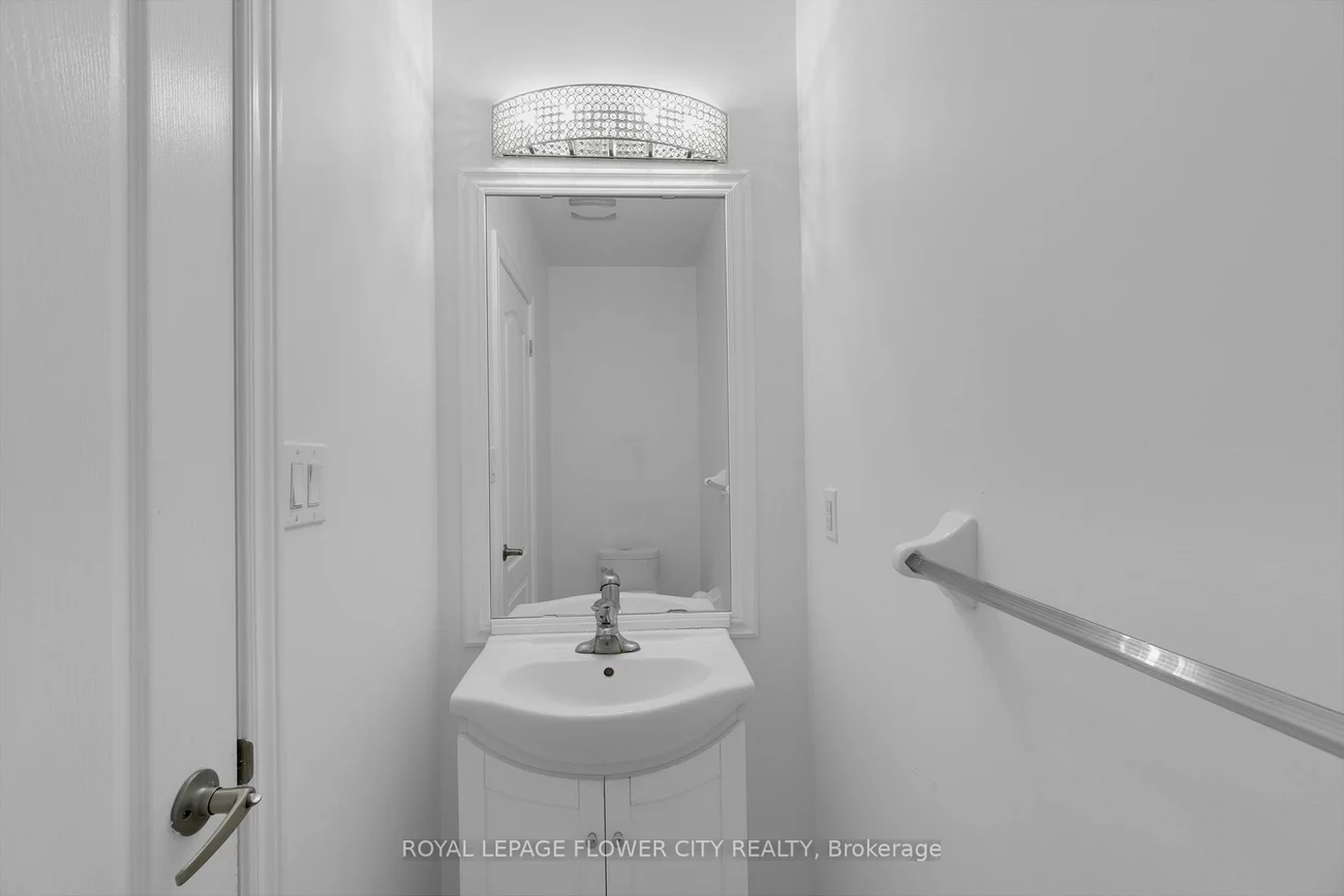 22, Vanwood, Vales of Castlemore, Brampton