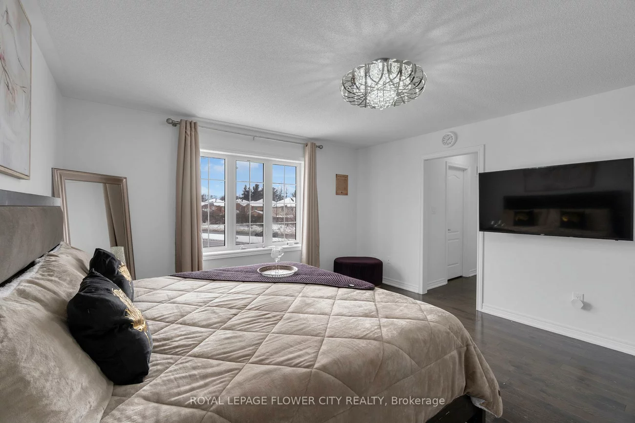 22, Vanwood, Vales of Castlemore, Brampton