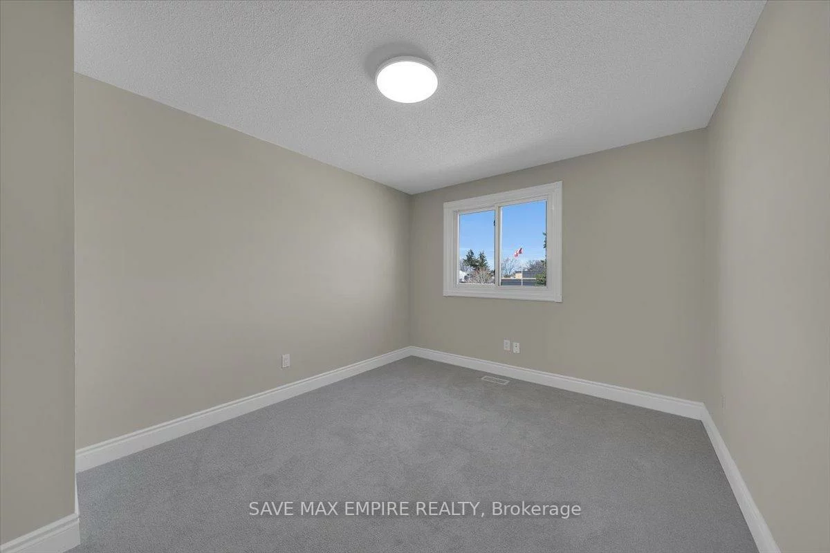 18, Hasting, Central Park, Brampton