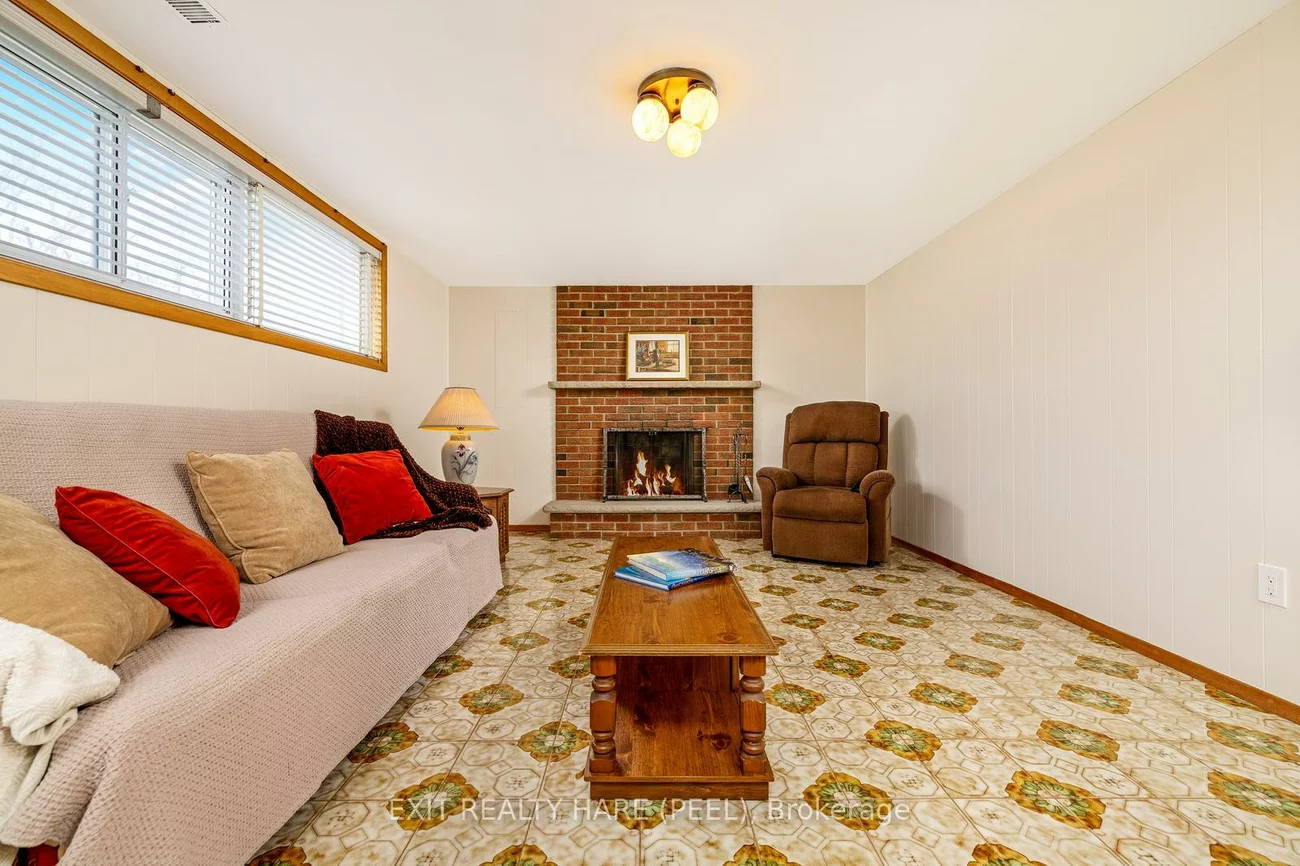 7, Meadowland, Brampton East, Brampton