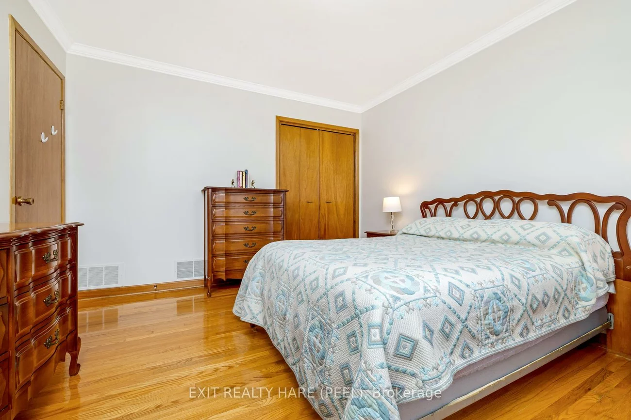 7, Meadowland, Brampton East, Brampton