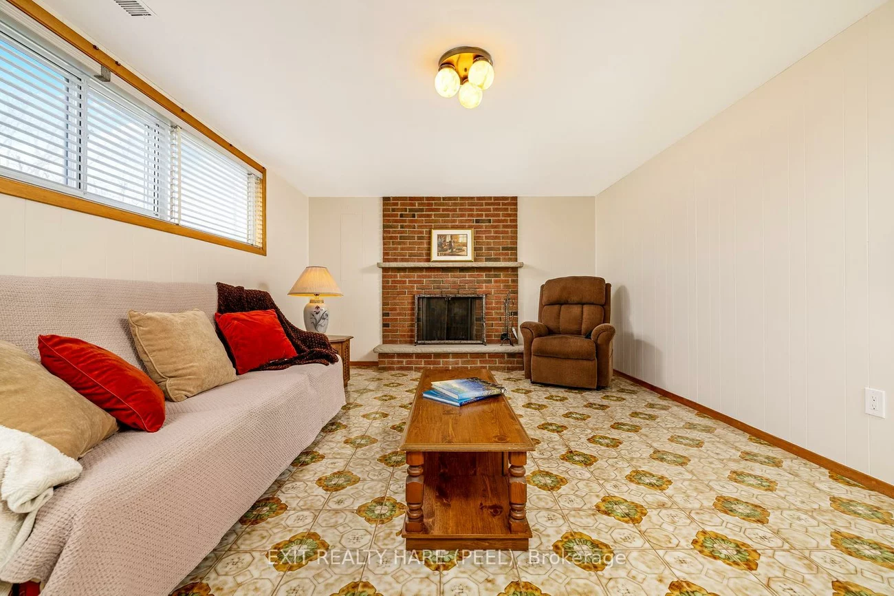 7, Meadowland, Brampton East, Brampton
