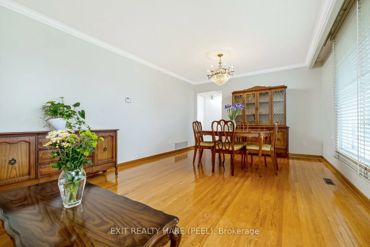 7, Meadowland, Brampton East, Brampton