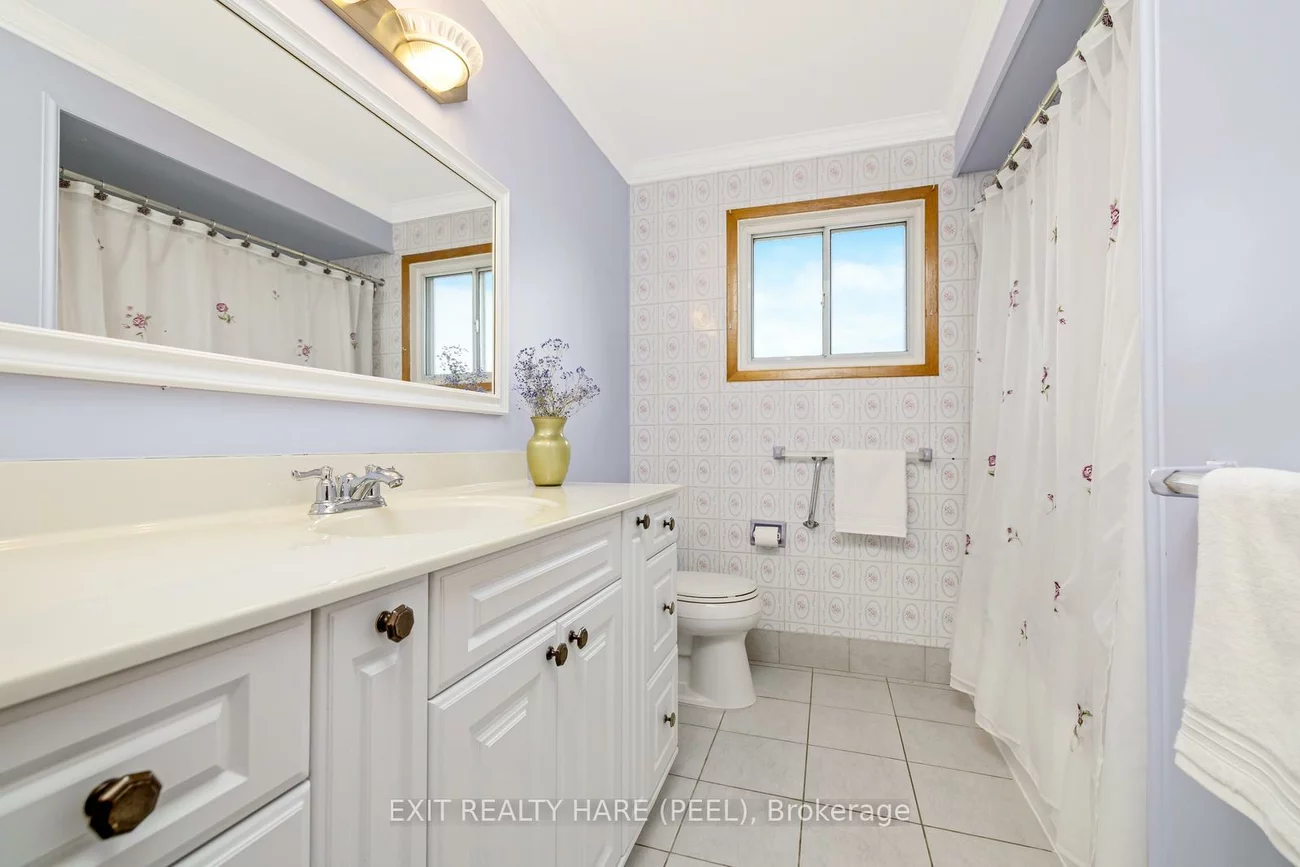 7, Meadowland, Brampton East, Brampton