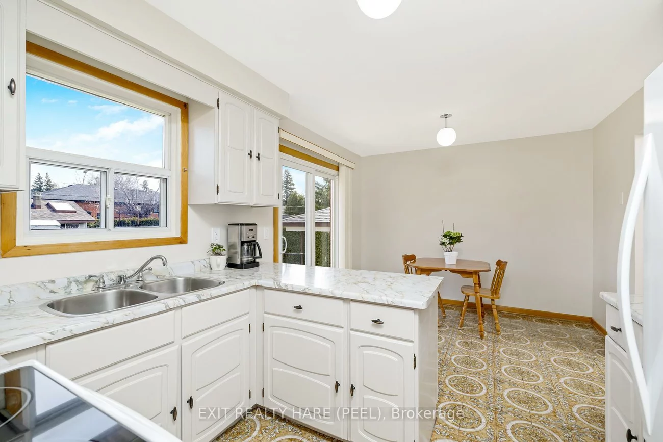 7, Meadowland, Brampton East, Brampton