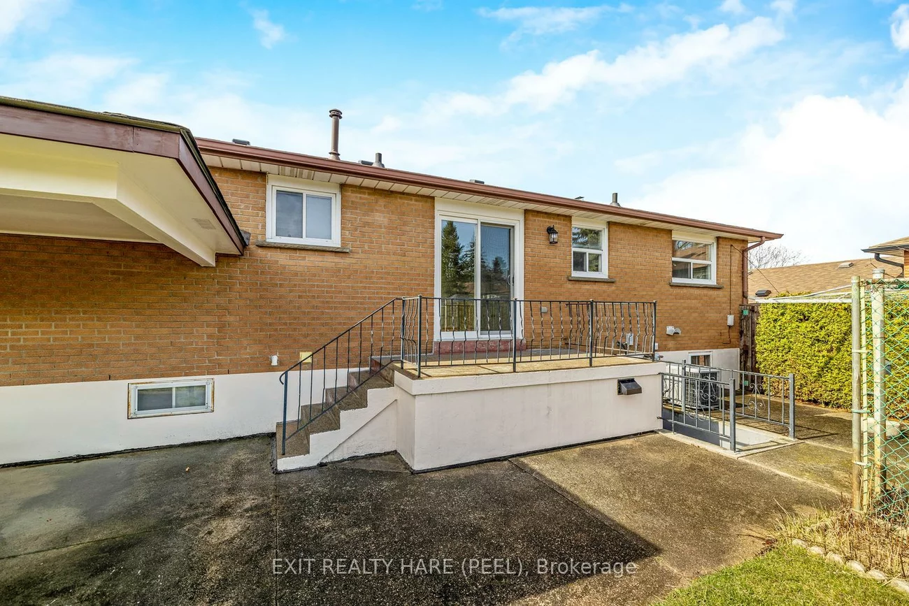 7, Meadowland, Brampton East, Brampton