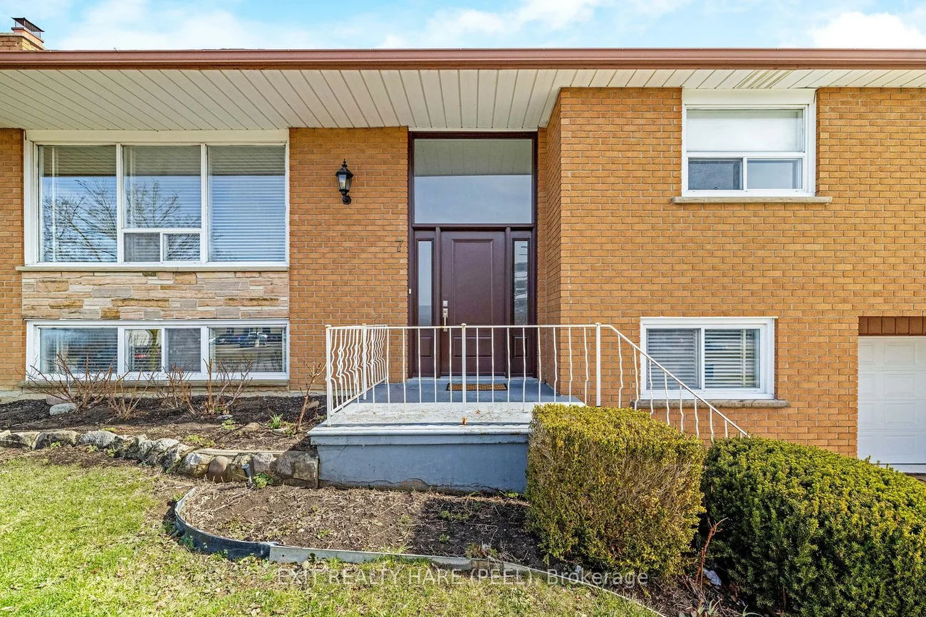 7, Meadowland, Brampton East, Brampton