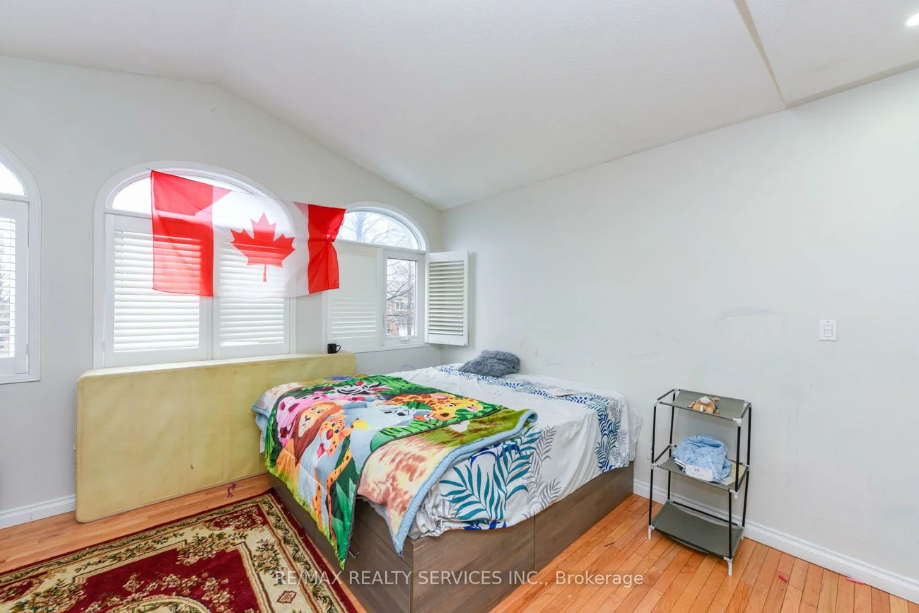 33, Valonia, Brampton North, Brampton