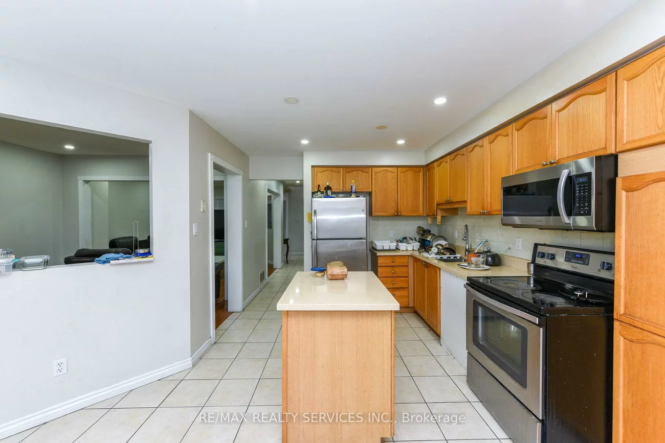 33, Valonia, Brampton North, Brampton