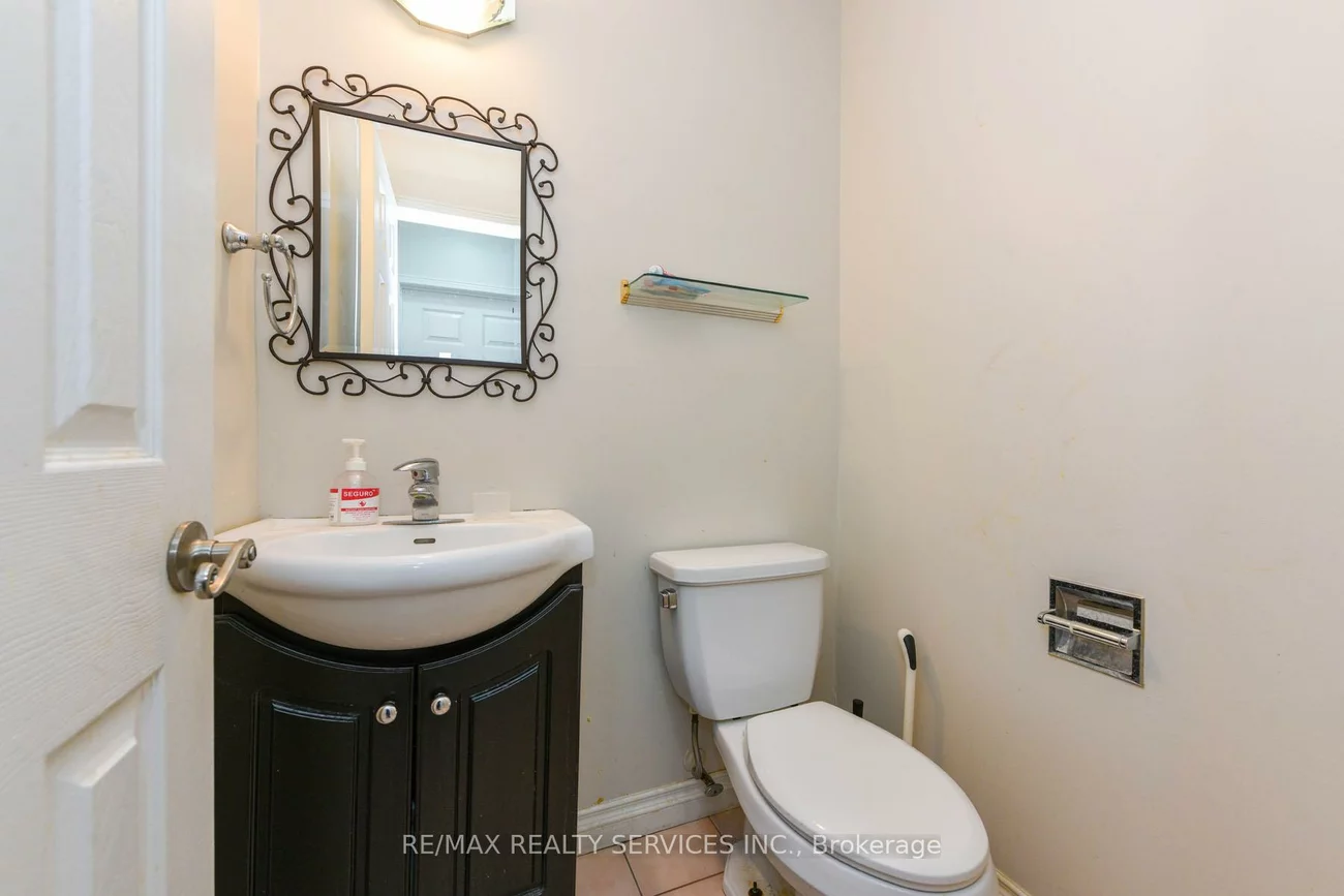 33, Valonia, Brampton North, Brampton
