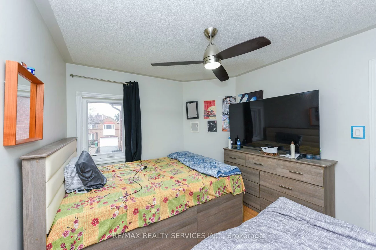 33, Valonia, Brampton North, Brampton