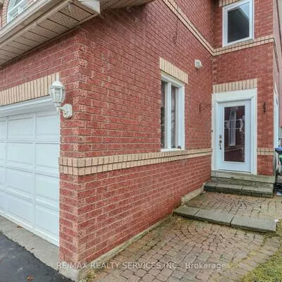 33, Valonia, Brampton North, Brampton