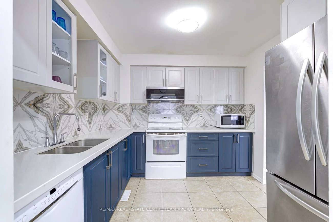 10, Menoke, Heart Lake West, Brampton