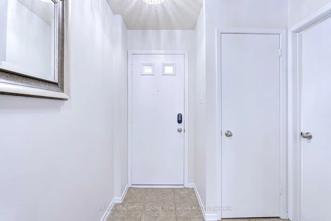 10, Menoke, Heart Lake West, Brampton