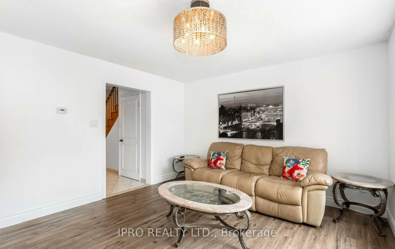 353, Rutherford, Madoc, Brampton