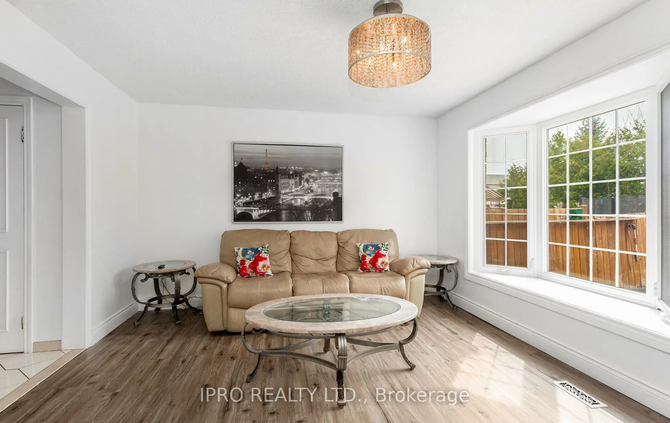 353, Rutherford, Madoc, Brampton
