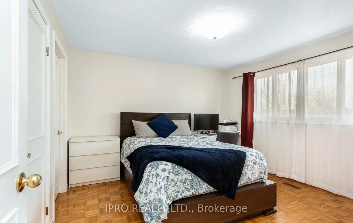 353, Rutherford, Madoc, Brampton