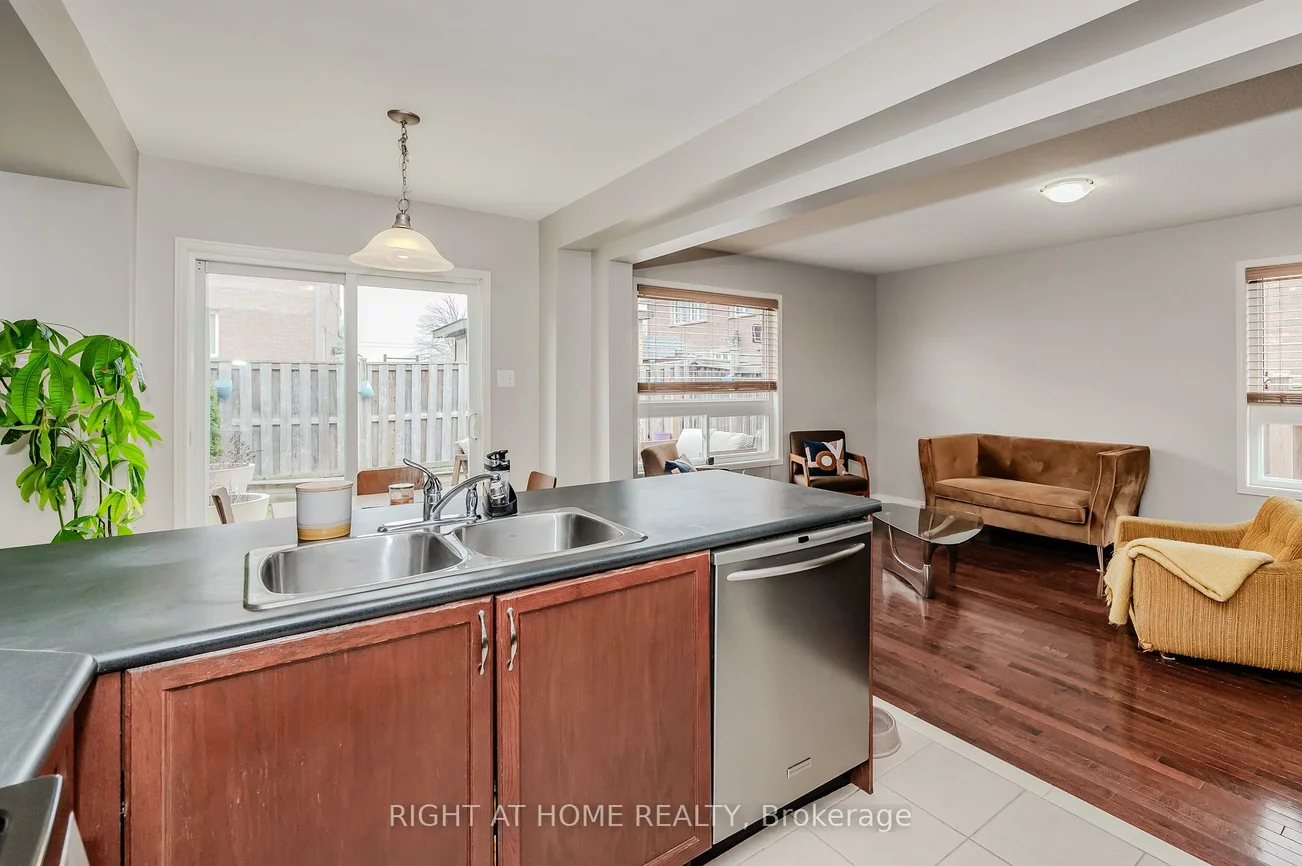 22, Albery, Fletcher's Meadow, Brampton