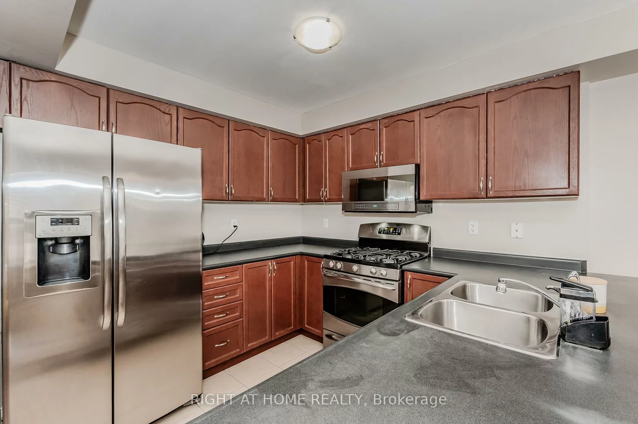22, Albery, Fletcher's Meadow, Brampton