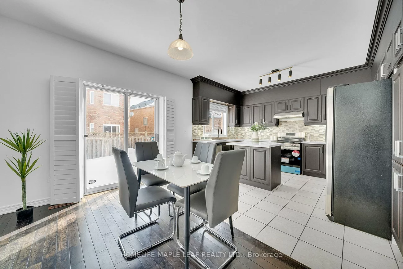 33, Honeybee, Sandringham-Wellington, Brampton