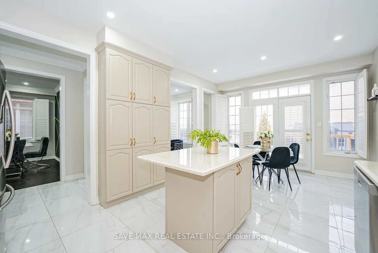 27, Messina, Bram West, Brampton