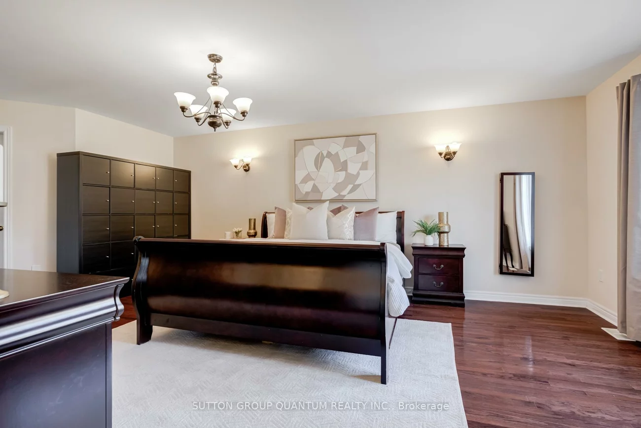 49, Supino, Vales of Castlemore, Brampton