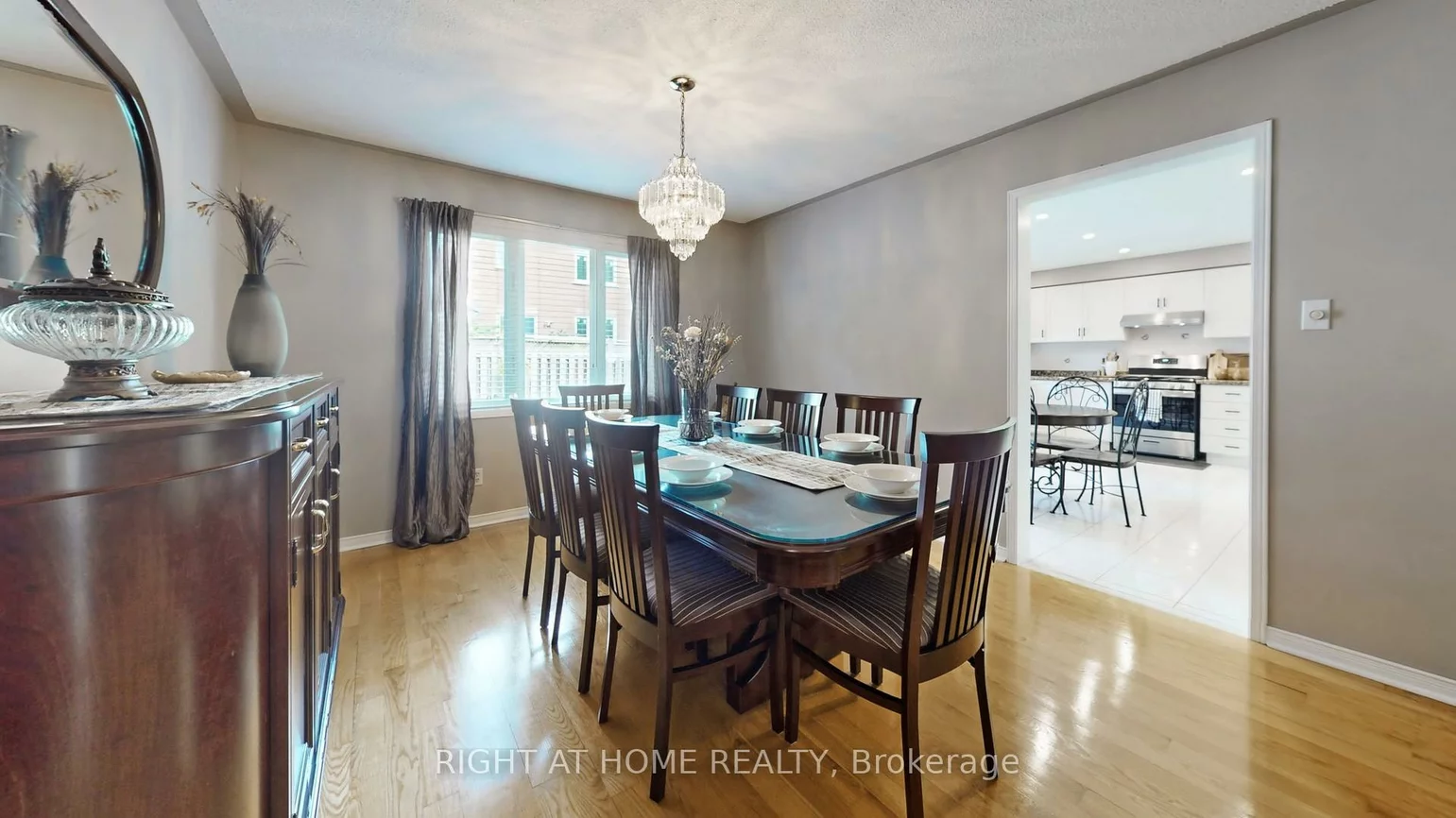 102, Mullis, Fletcher's West, Brampton