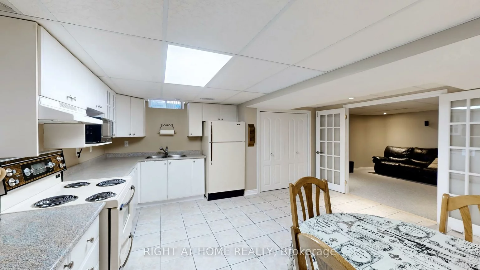 102, Mullis, Fletcher's West, Brampton